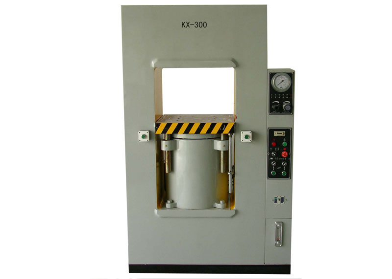 下缸框式油壓機(jī)