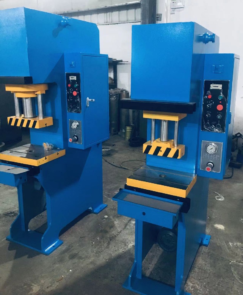 20噸伺服弓形油壓機