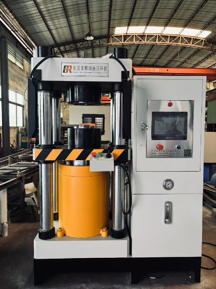 300噸螺絲模壓機